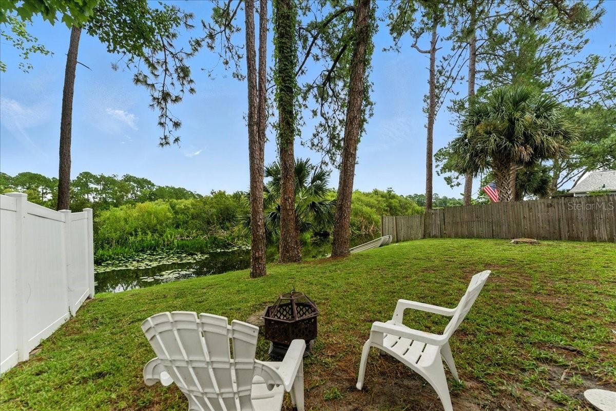 Property Photo: 174 Edgewater Circle FL 32773