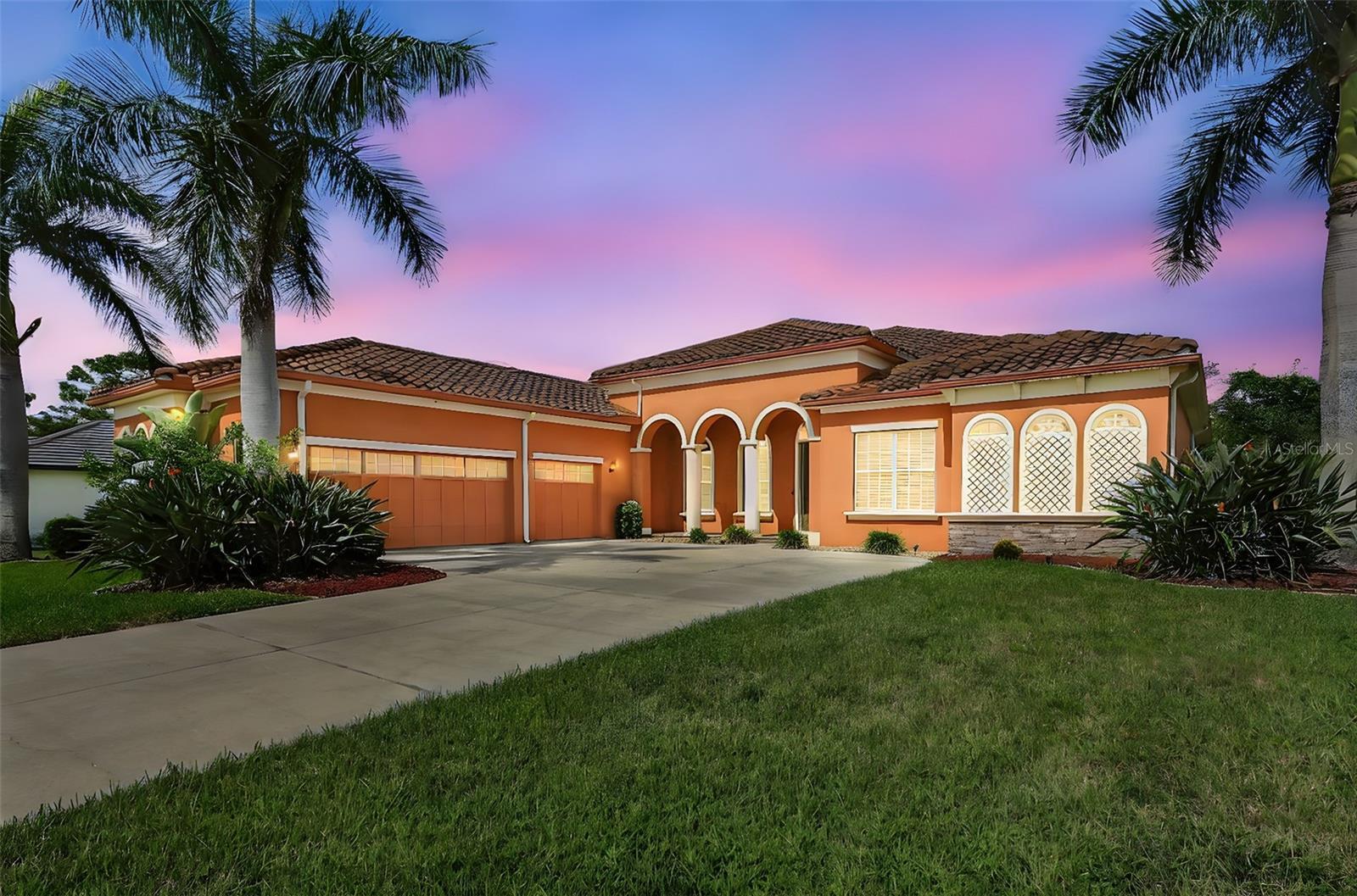 Property Photo: 111 172nd Street E FL 34212