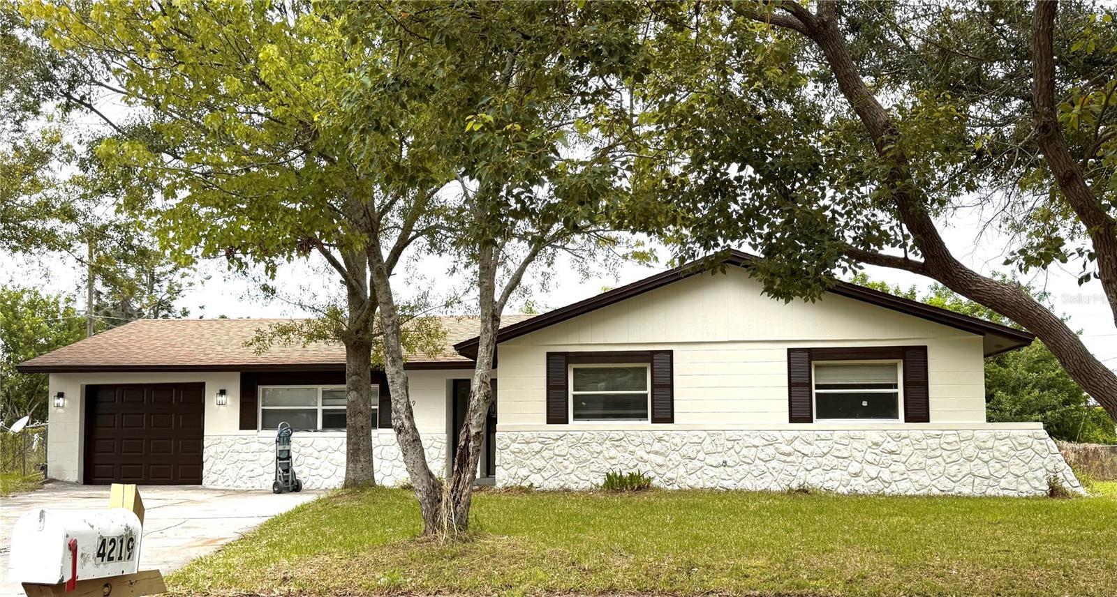 4219 Chateau Road  Orlando FL 32808 photo
