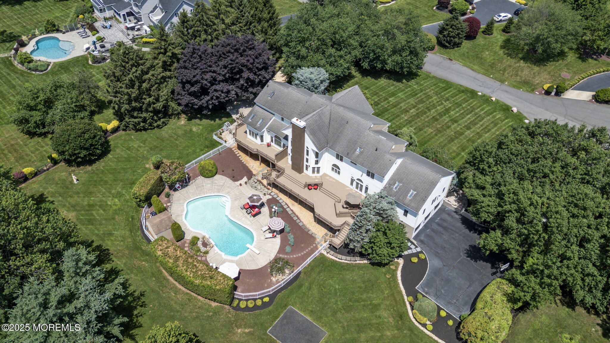 Property Photo:  9 Old Cider Mill Road  NJ 07726 