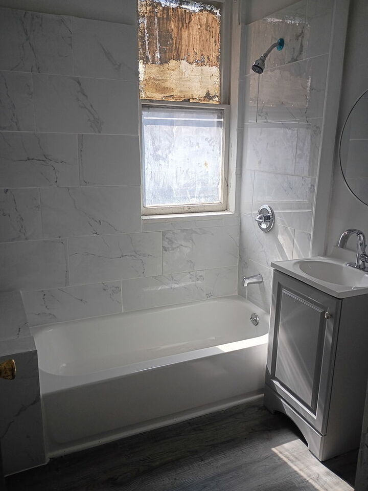 Property Photo:  5026 W Fulton Street  IL 60644 