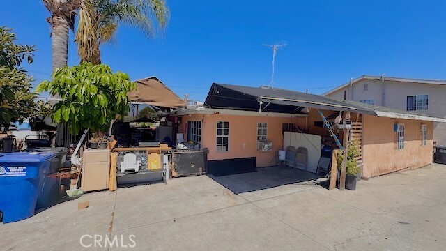 Property Photo:  3844 Whiteside Street  CA 90063 