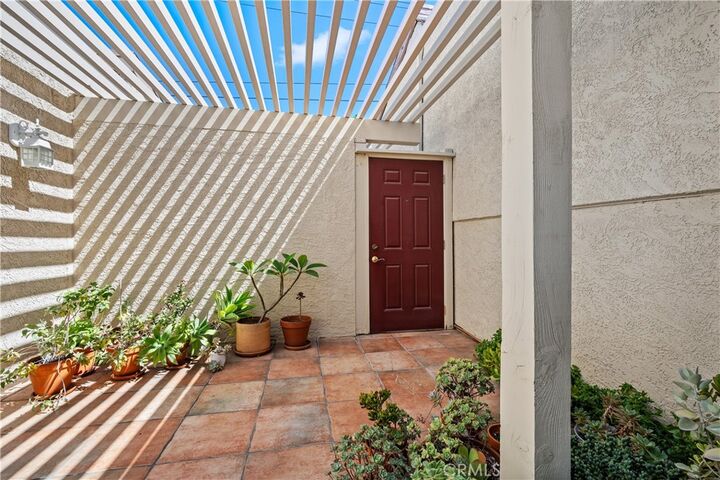 Property Photo:  823 Daffodil  CA 92507 