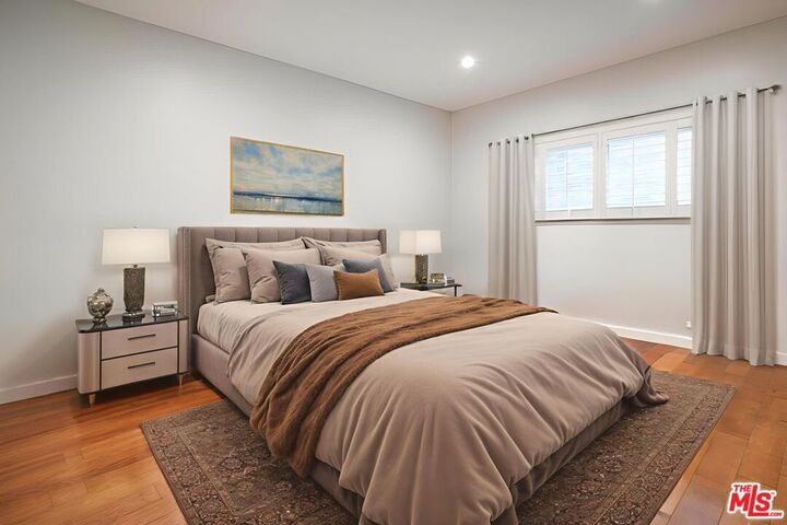 Property Photo: 1505 S Bentley Avenue 102 CA 90025