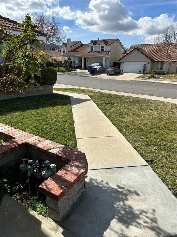 Property Photo:  37510 Conifer Drive  CA 93550 