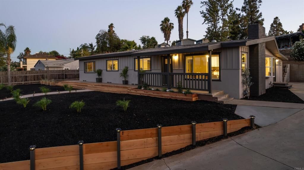 Property Photo:  9166 Creekford Dr  CA 92040