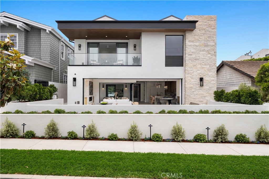 Property Photo: 516 1/2 Larkspur Avenue CA 92625