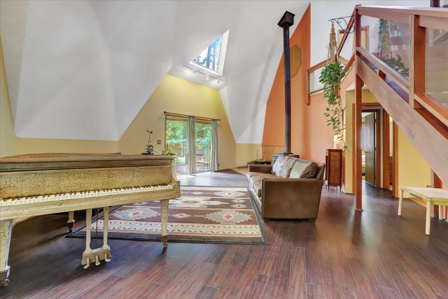 Property Photo: 21580 Rambling Road CA 95945