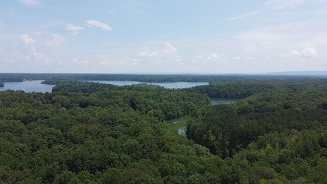 Property Photo:  1 Summer Lake Ct  TN 37398 