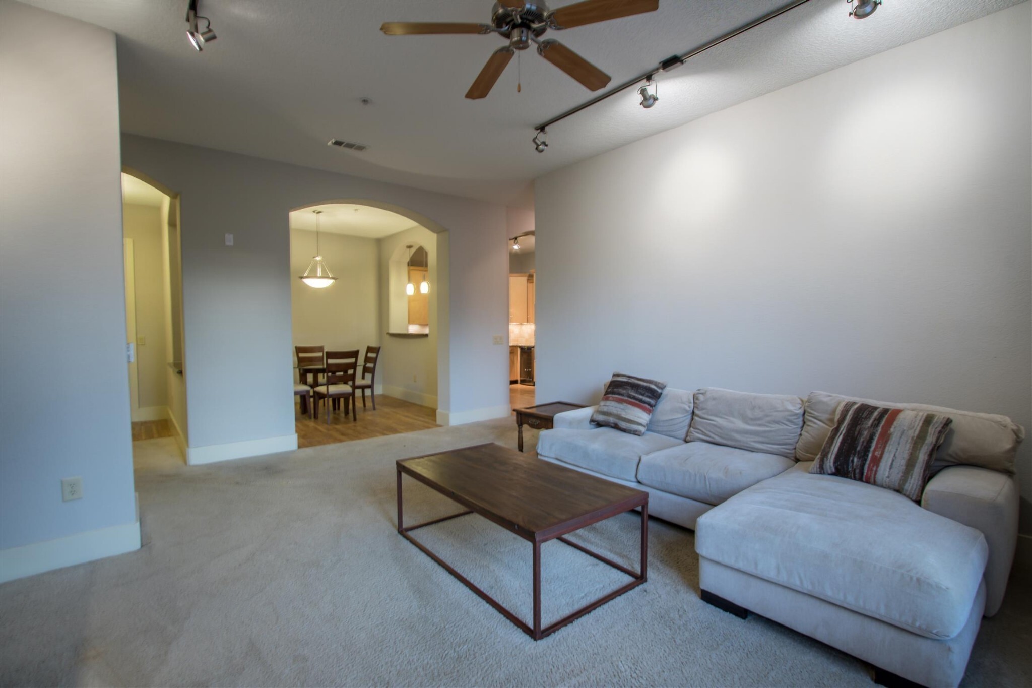 Property Photo: 2600 Hillsboro Pike Apt 312 TN 37212