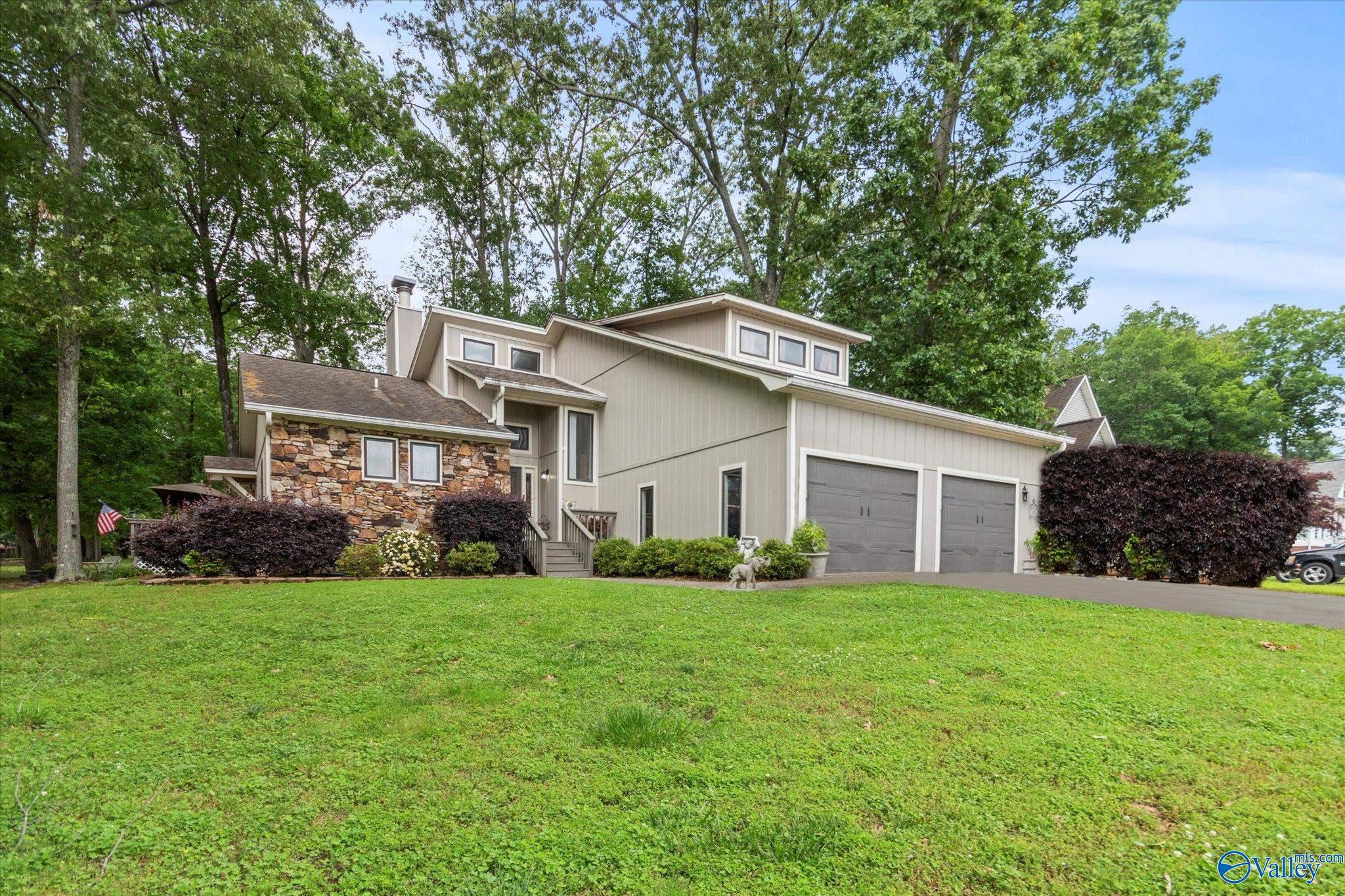 251 Riverbend Circle  Guntersville AL 35976 photo