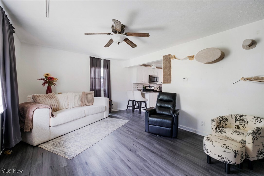 Property Photo: 162 N Beverly Avenue OH 44515