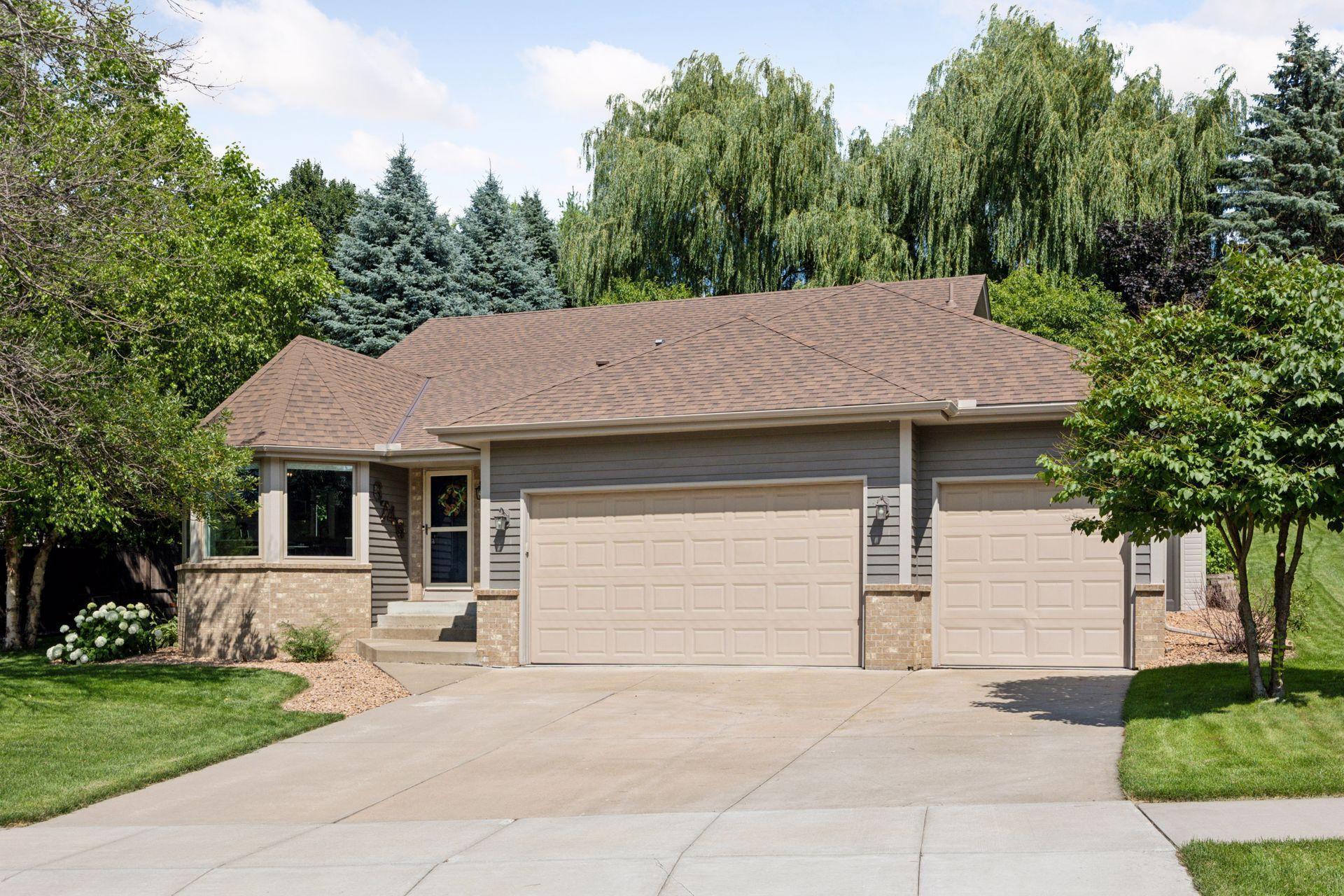 Property Photo: 6746 Timber Crest Drive MN 55311
