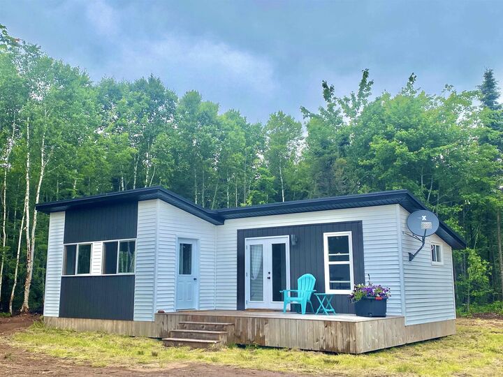 36 Francis Drive — photo 1