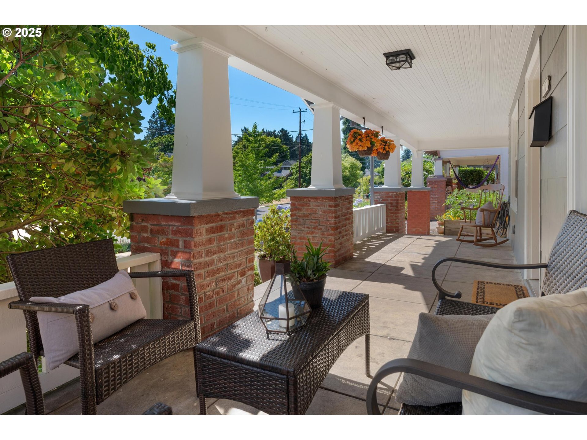 Property Photo: 6707 N Mississippi Ave OR 97217
