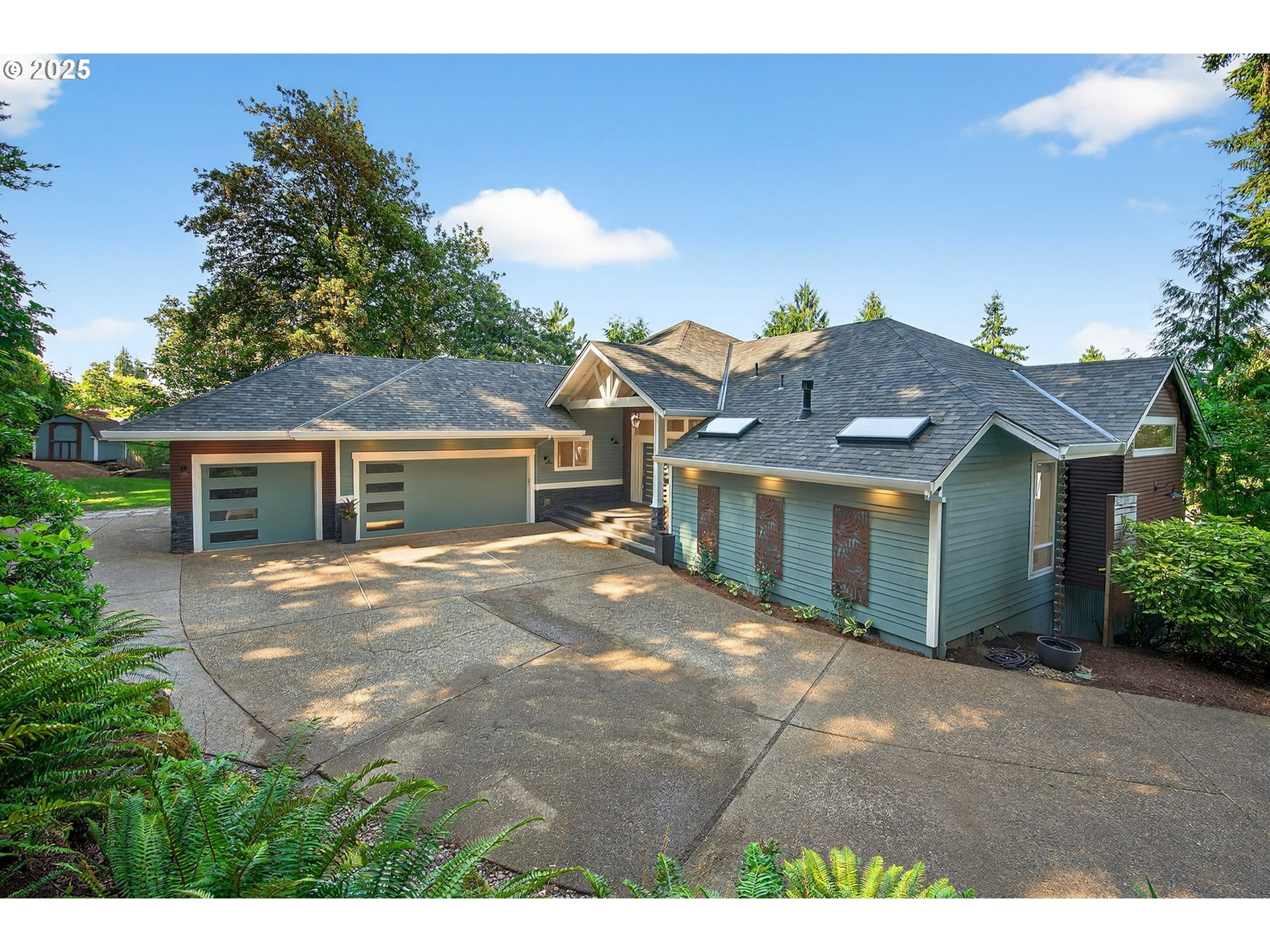 Property Photo: 6130 Caufield St OR 97068