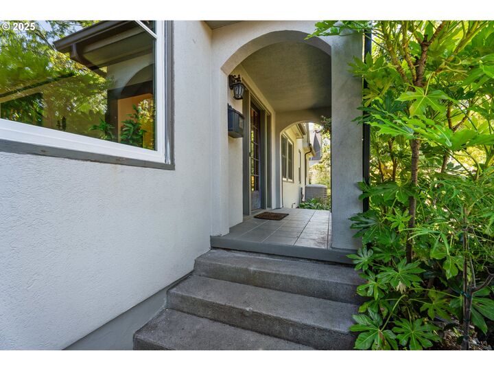 Property Photo: 830 NE Cesar E Chavez Blvd OR 97232