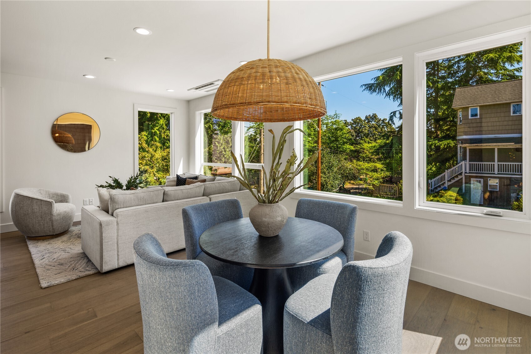 Property Photo: 2618 E Roy Street WA 98112