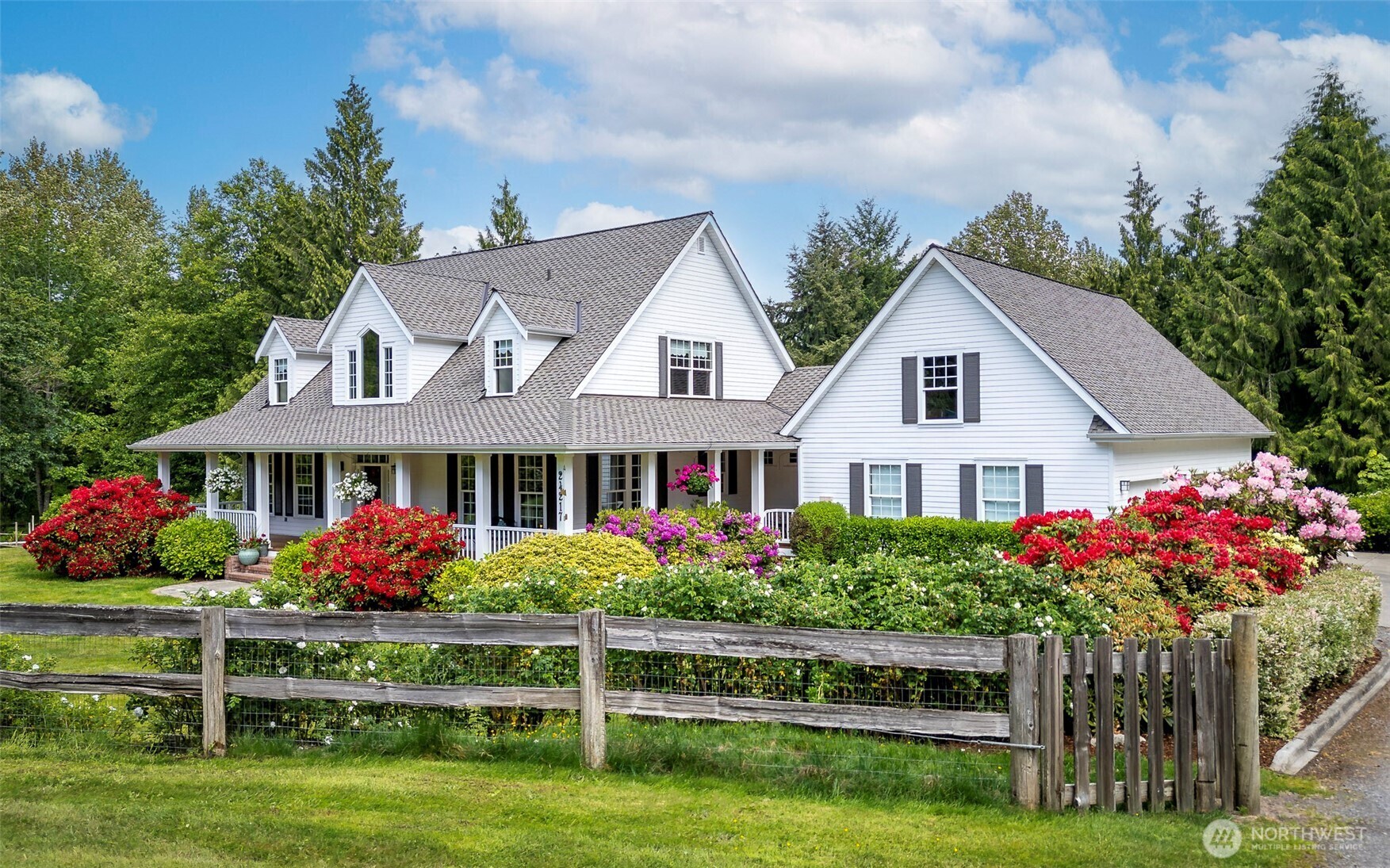 Property Photo: 24217 116th Avenue E WA 98338