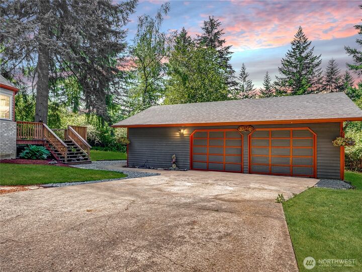 Property Photo:  23505 NE 105th Street  WA 98682 