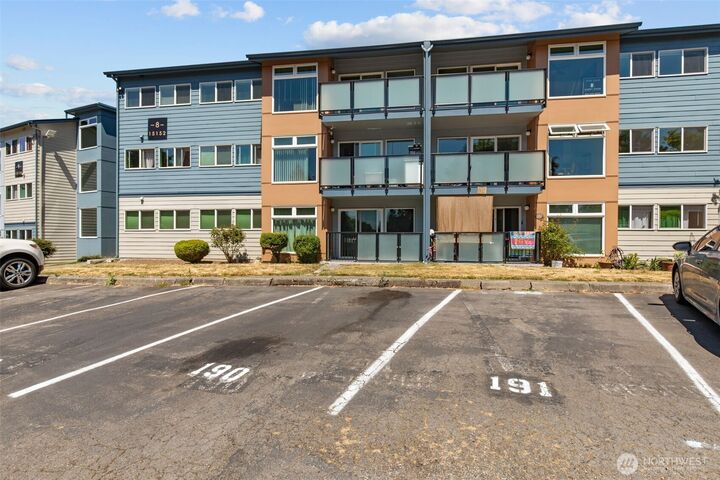 Property Photo: 15152 65th Avenue S 818 WA 98188