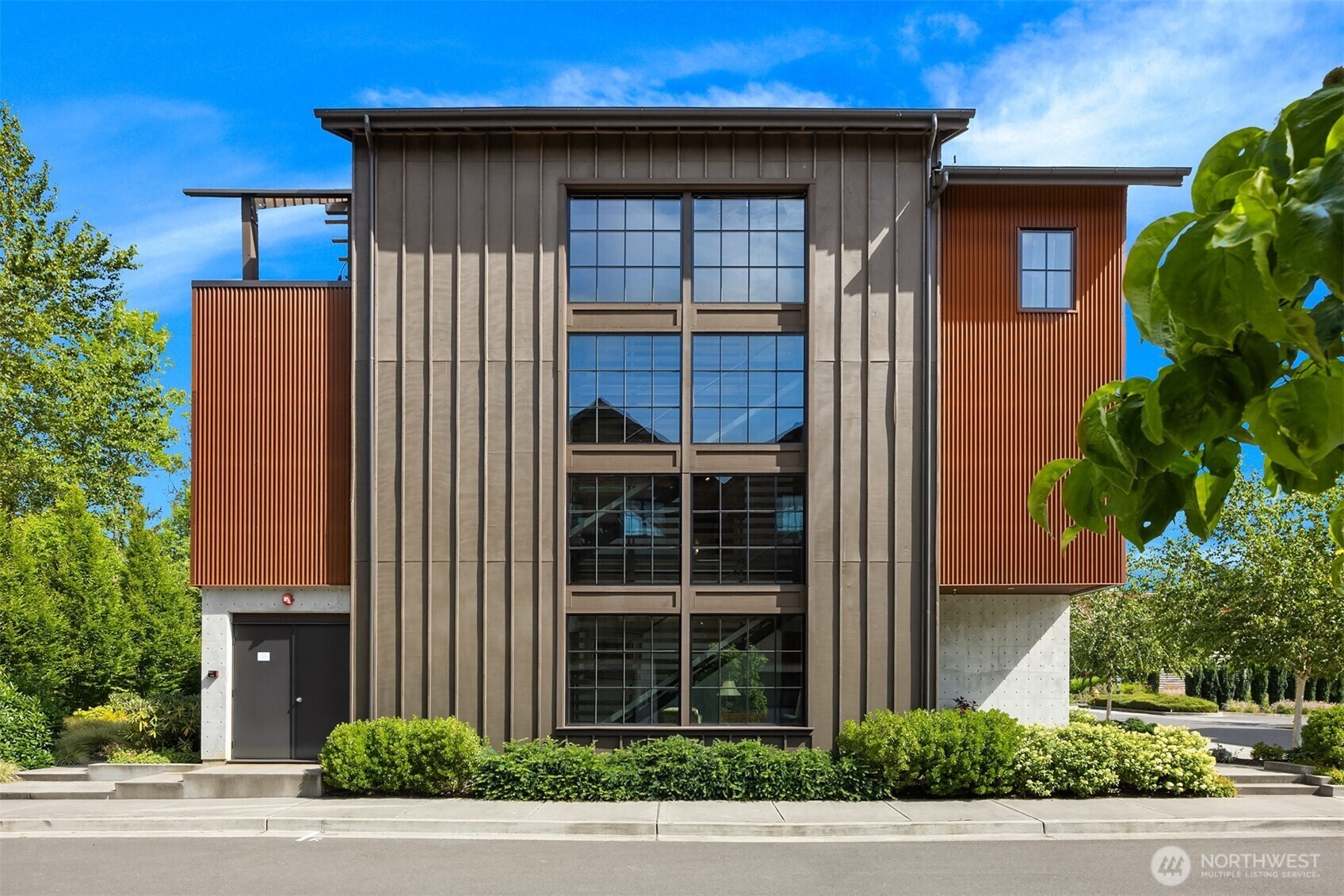 Property Photo:  4565  Flying Goat Avenue NE B240  WA 98110 