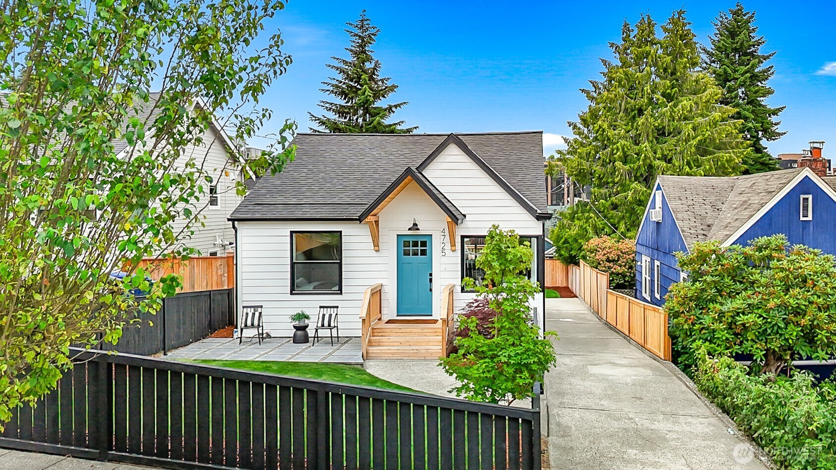 4725  37th Avenue SW  Seattle WA 98126 photo