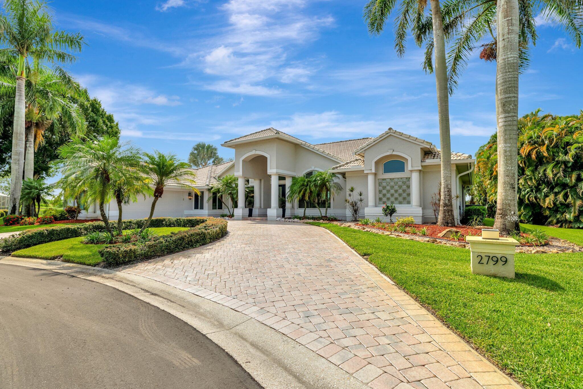 Property Photo: 2799 SE Bluem Way FL 34952