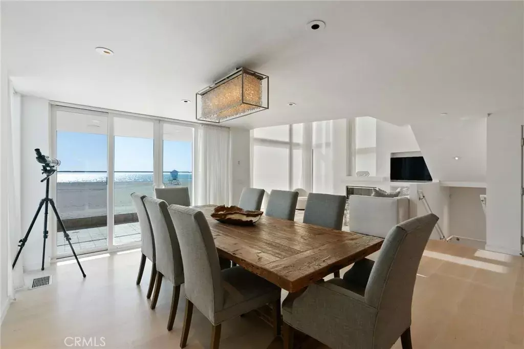 Property Photo:  3557 Ocean Drive  CA 93035 