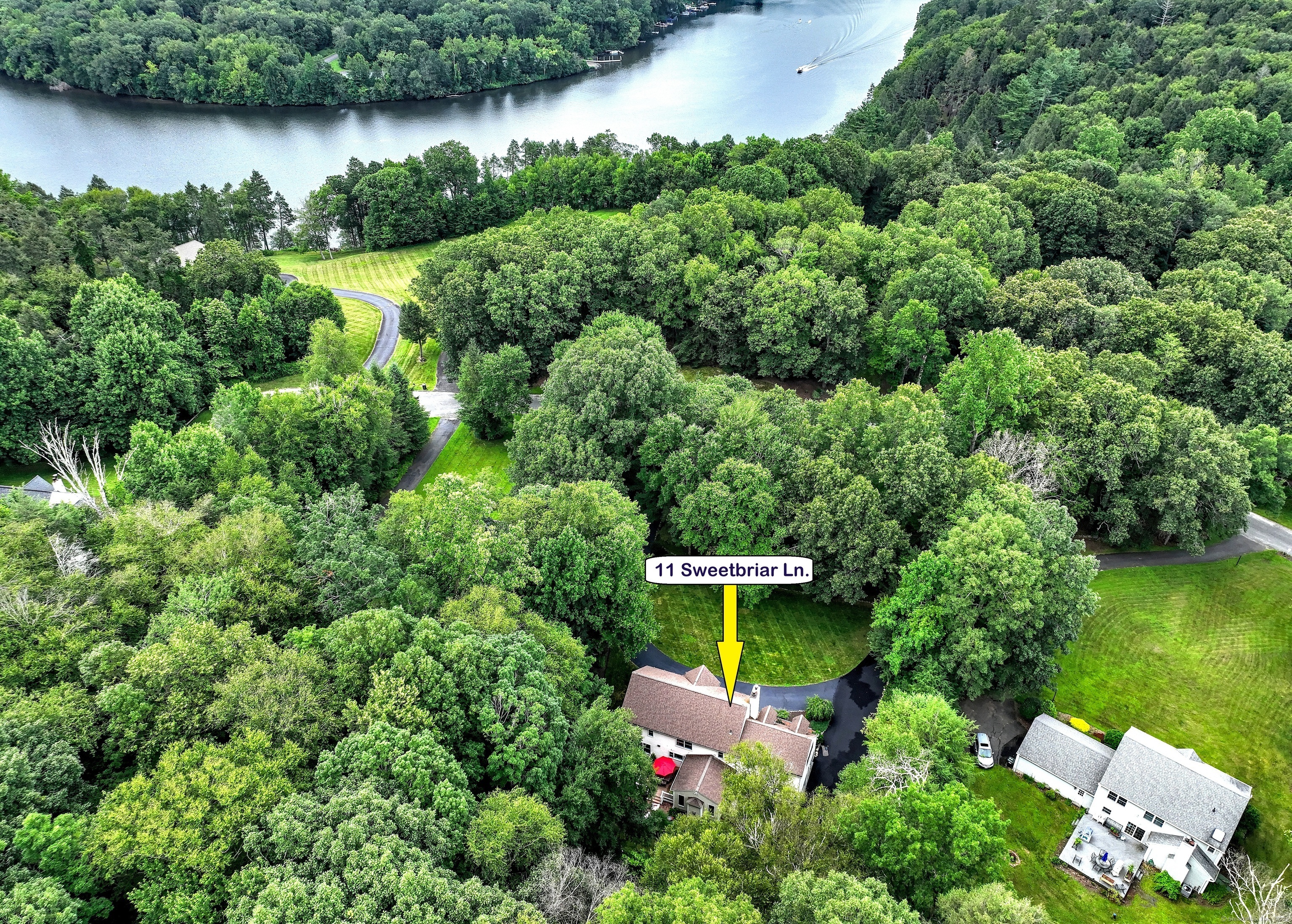 Property Photo: 11 Sweetbriar Lane CT 06482