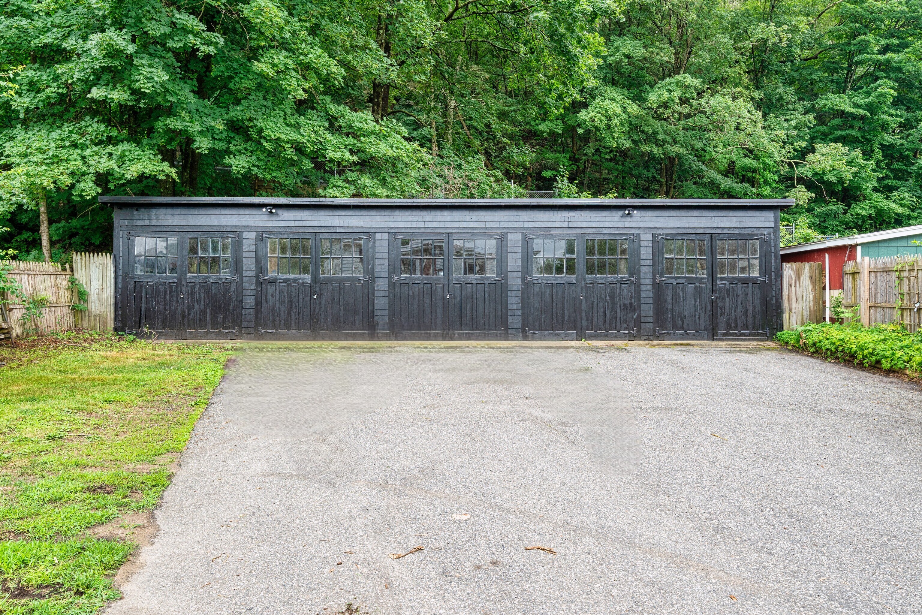 Property Photo:  105 High Street  CT 06330 