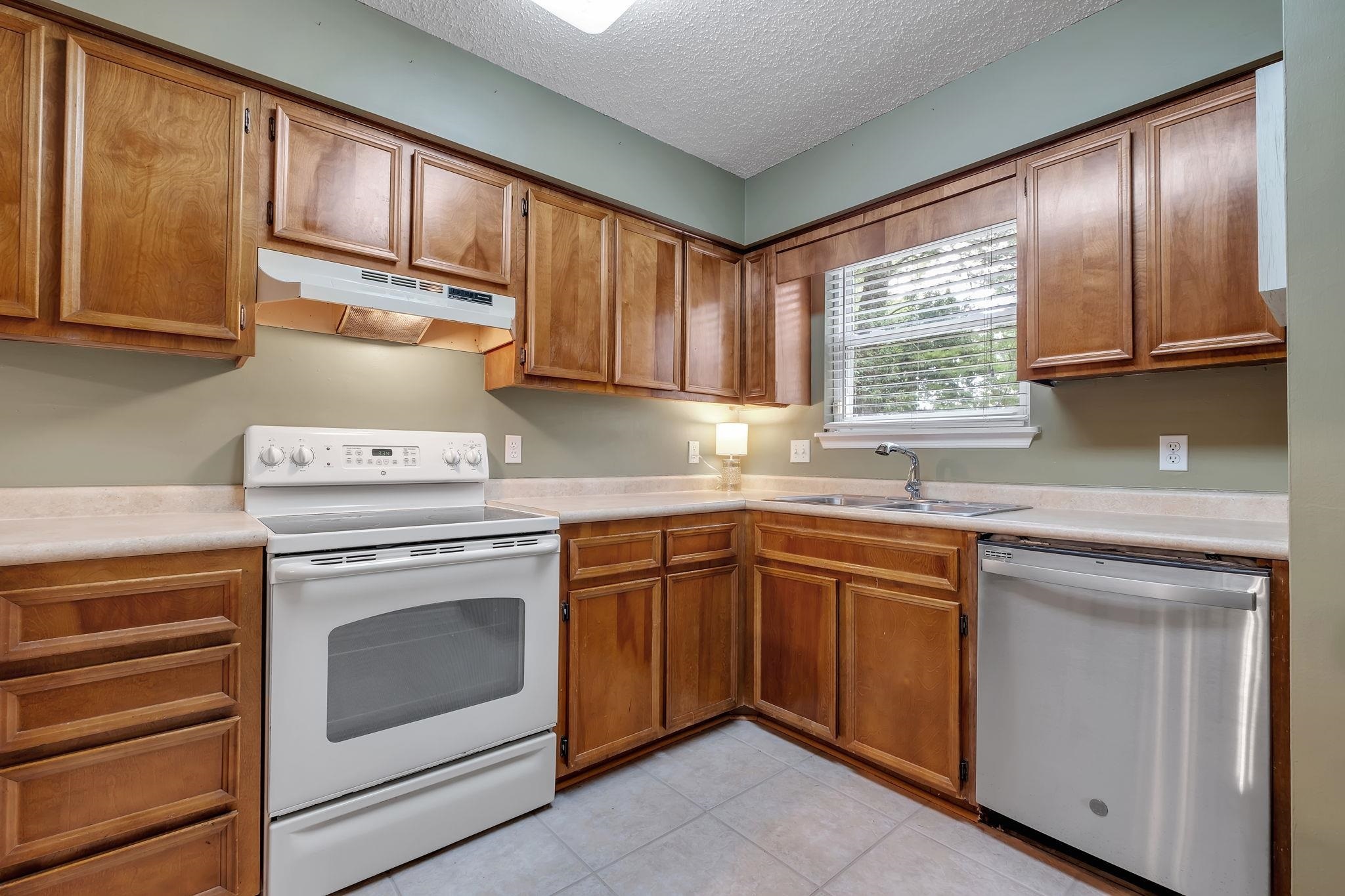 Property Photo:  2384 Merrigan Place C  FL 32309 