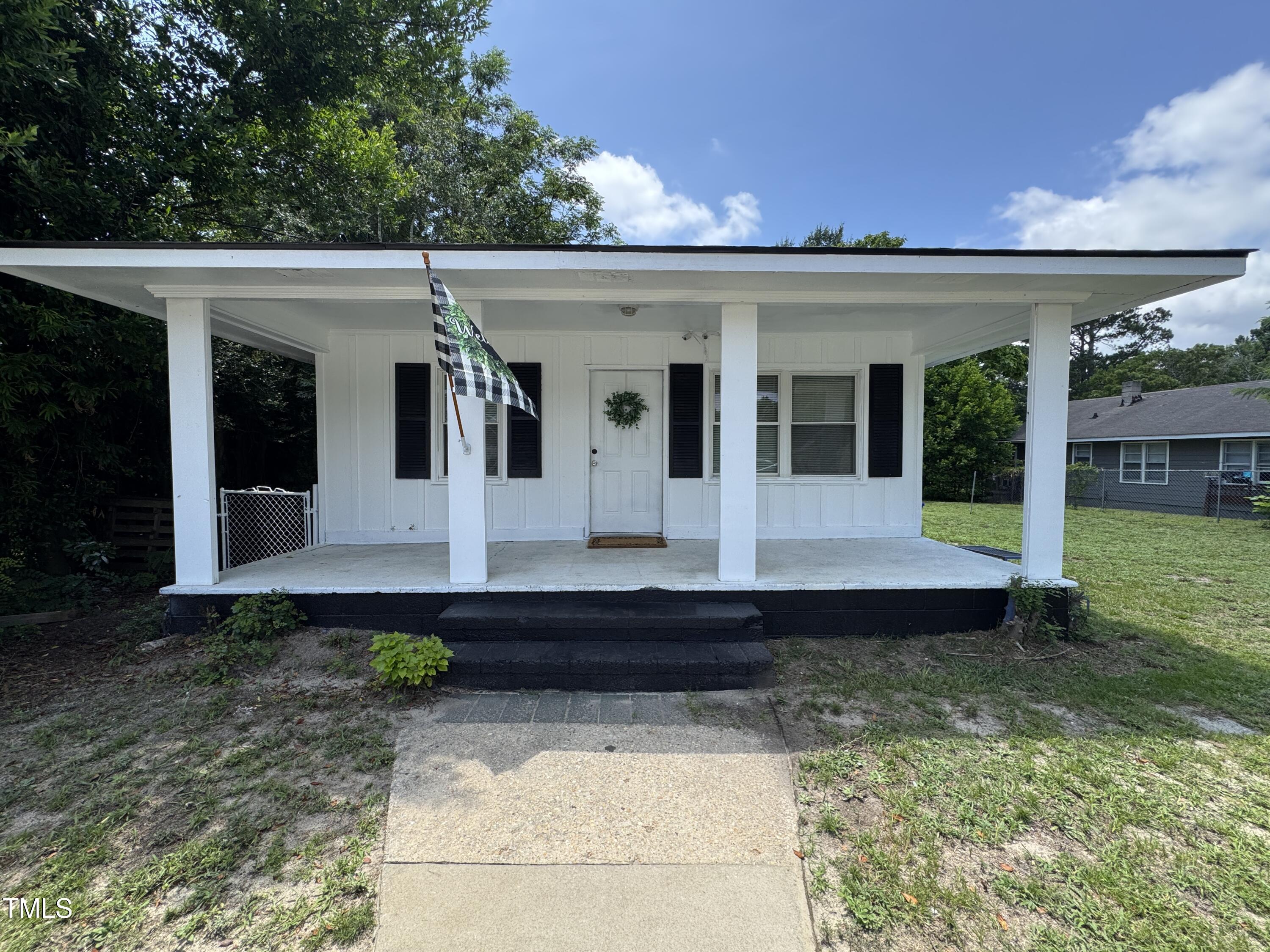Property Photo:  122 S 5th Street  NC 28390 