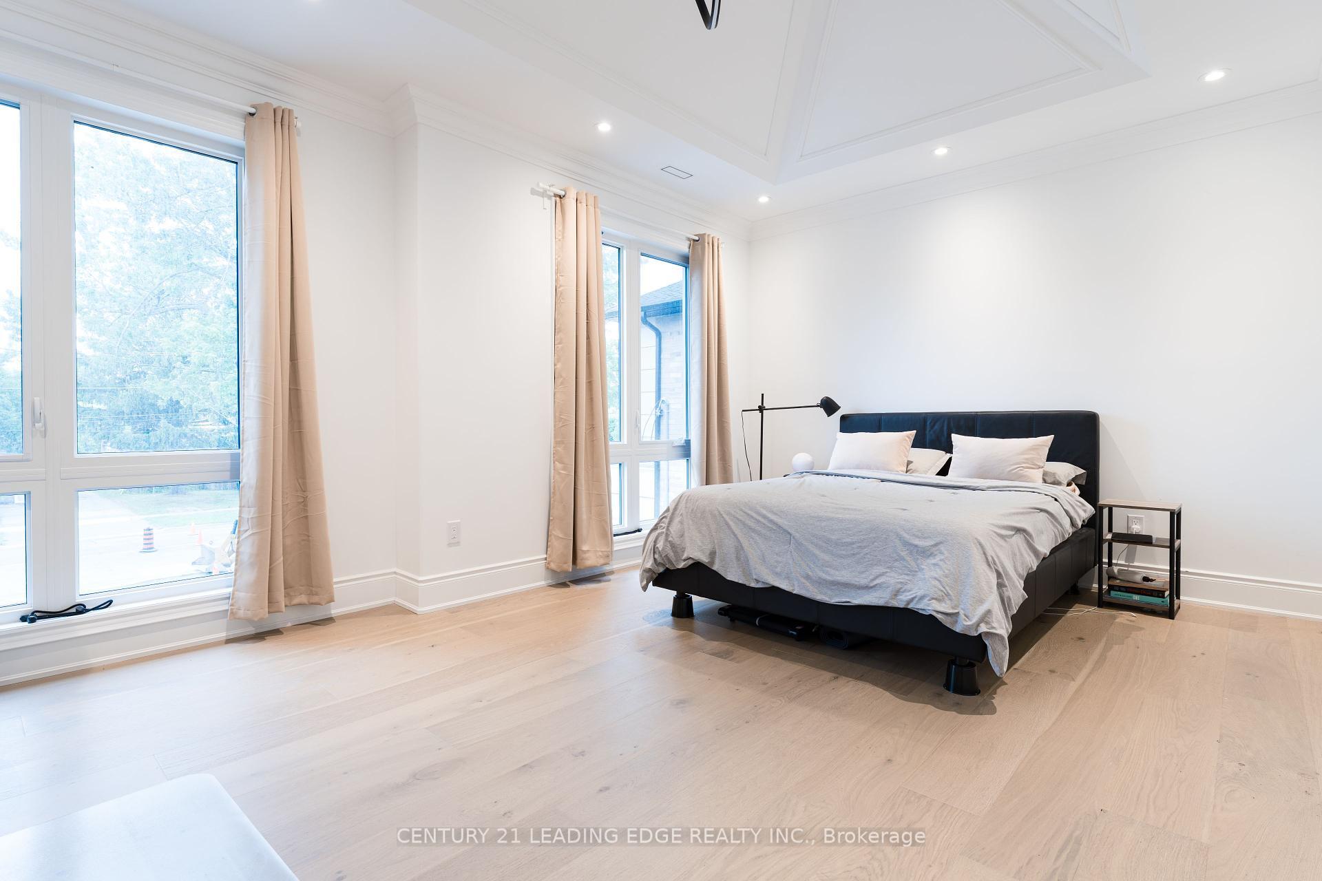3995 Ellesmere Road  Toronto ON M1C 1J3 photo