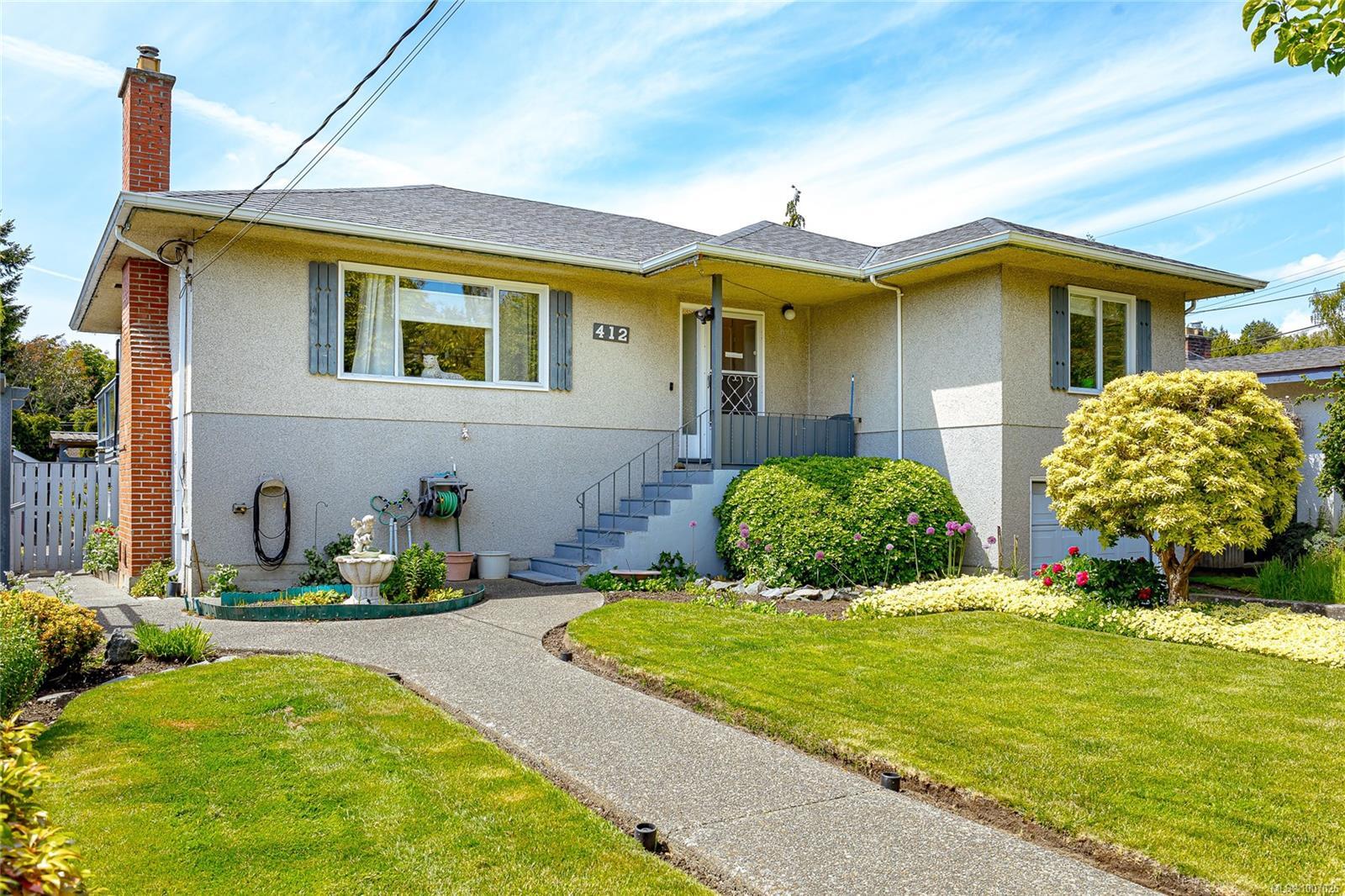 Property Photo: 412 St. Charles St BC V8S 3N5