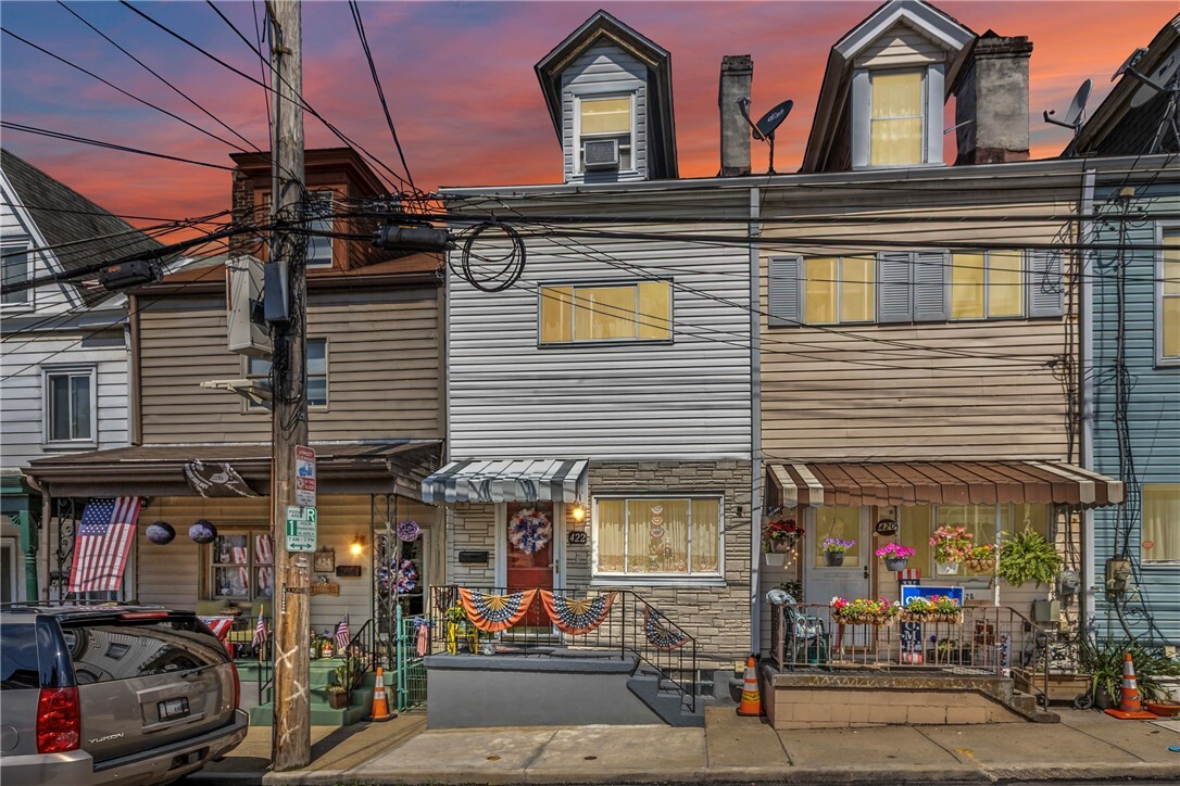 Property Photo: 422 Ella St PA 15224