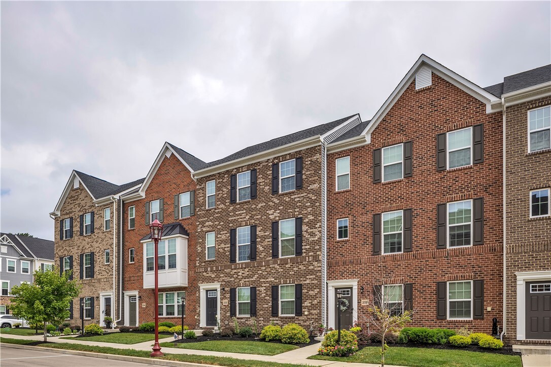 Property Photo: 222 Amon St PA 16066