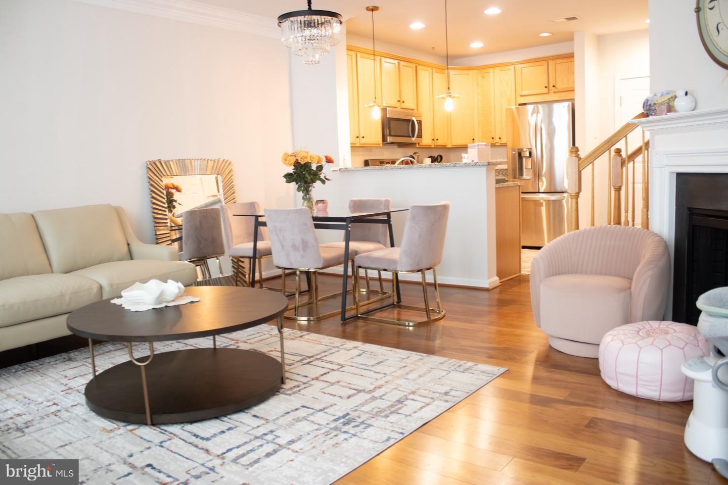 Property Photo: 19289 Winmeade Drive VA 20176