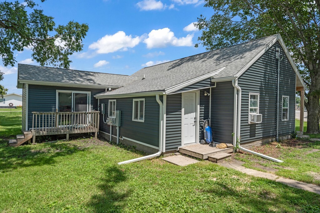 1020 SW 3rd Street  Nevada IA 50201 photo