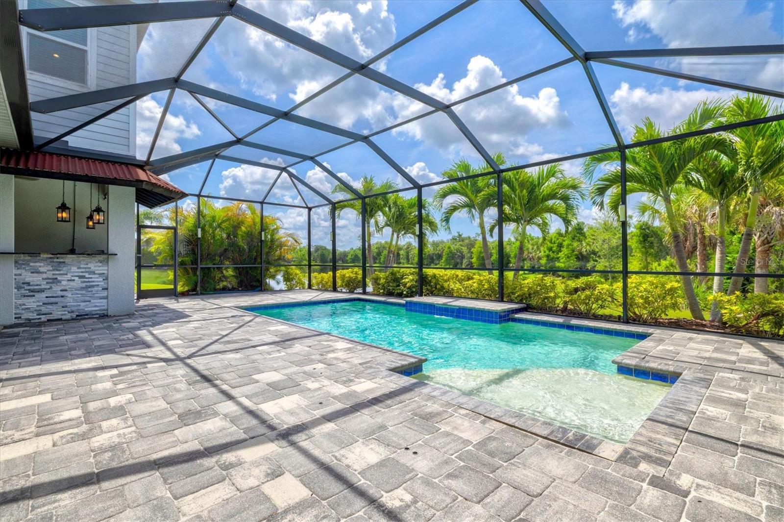 Property Photo: 12301 Auburndale Court FL 34293