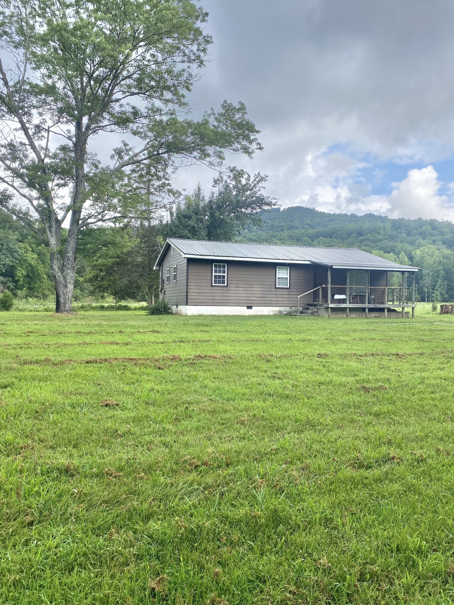 Property Photo:  410 Red Sartain Road  TN 37366 
