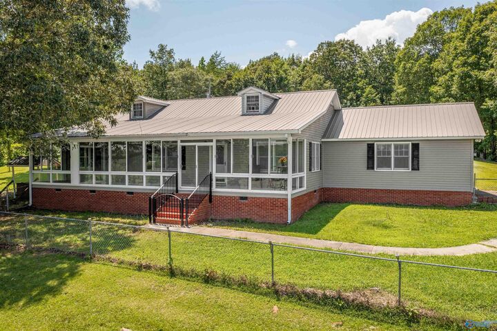 Property Photo:  3385 County Road 31  AL 36272 
