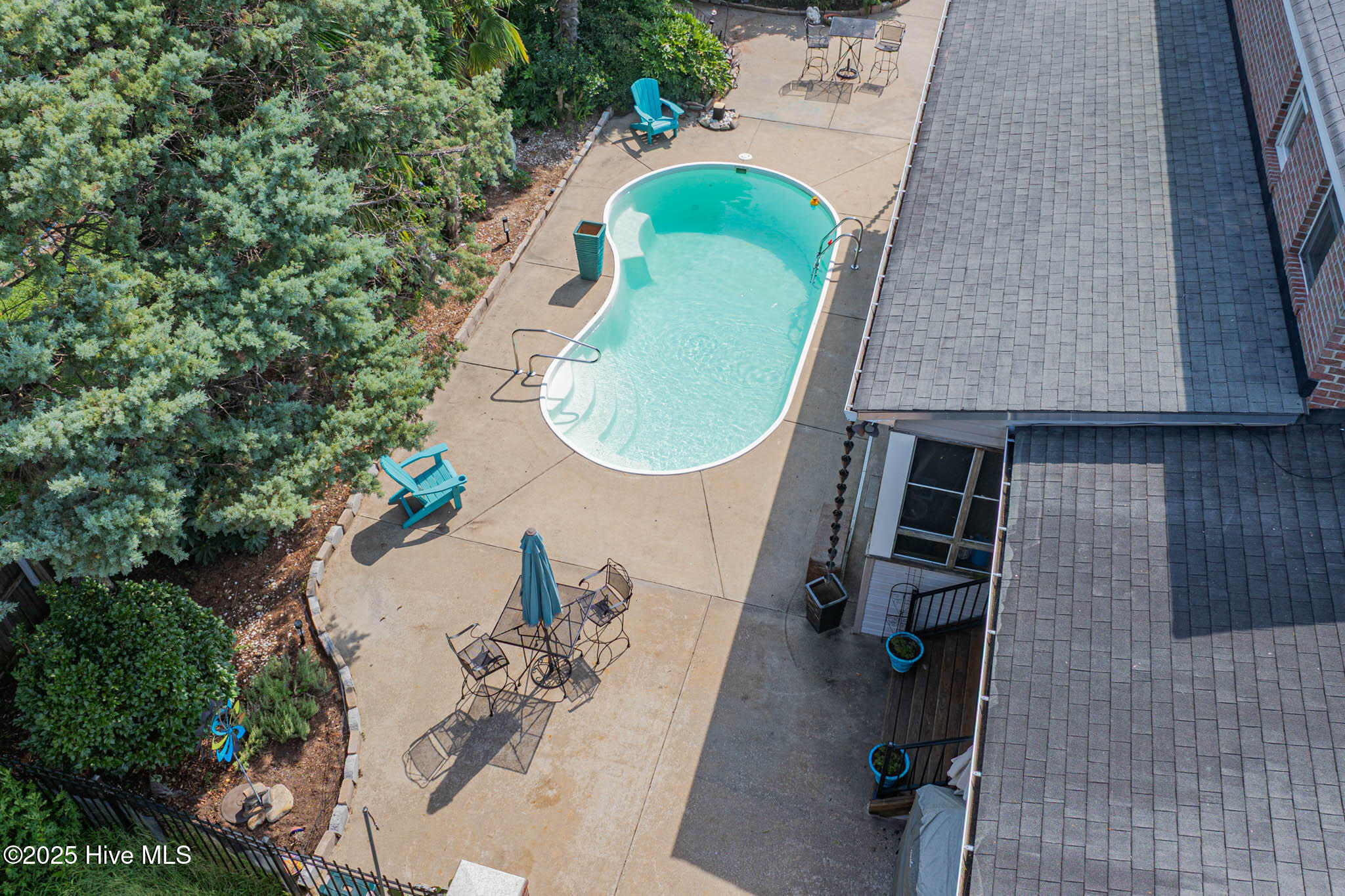 Property Photo: 118 Neversail Way NC 27923