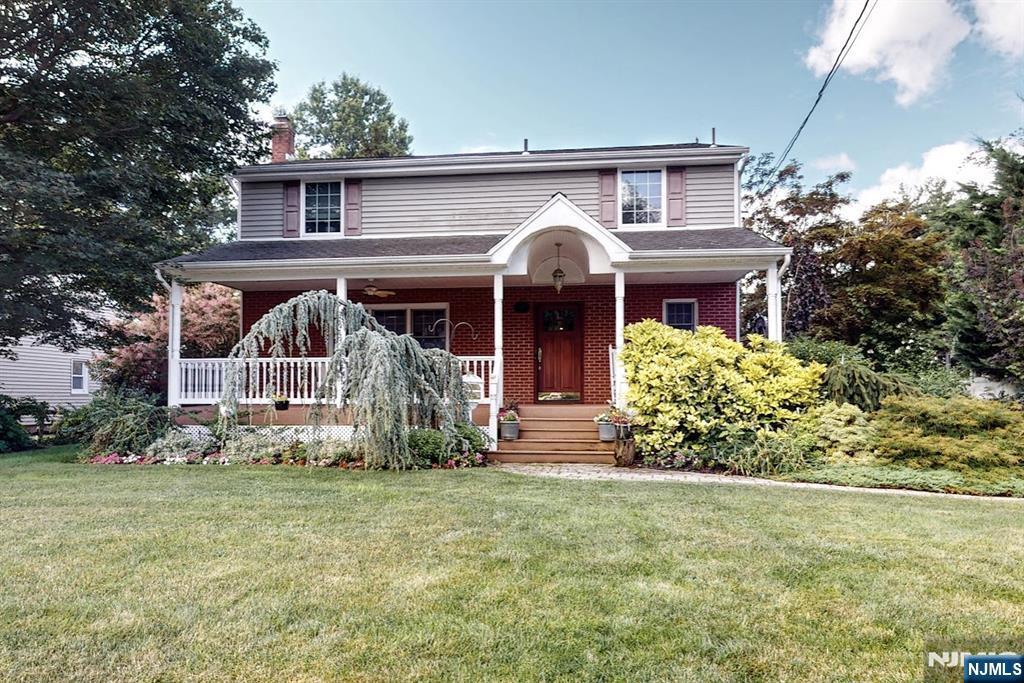 57 Highland Avenue  Emerson NJ 07630 photo