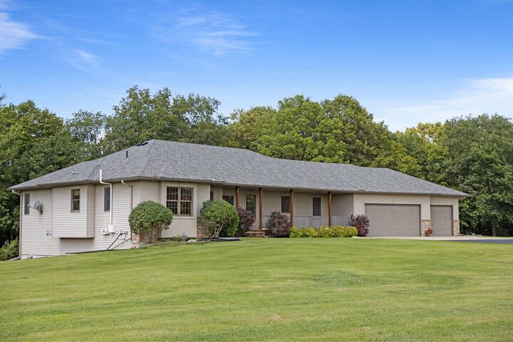 Property Photo:  16110 Giefer Avenue  MN 55053