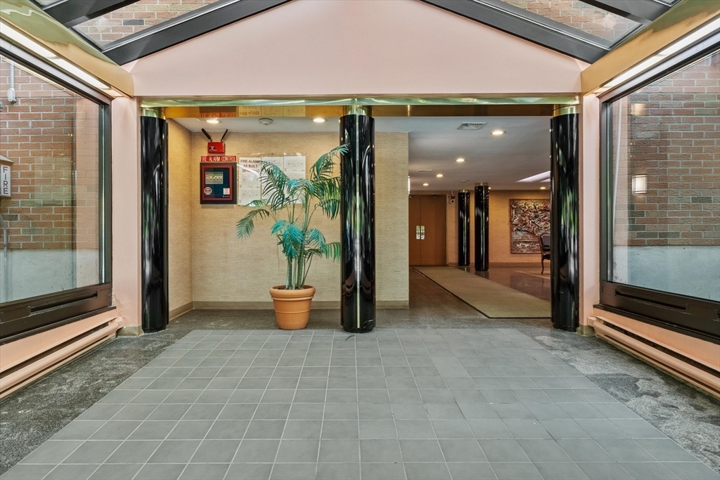 Property Photo: 1321 Worcester Rd 611 MA 01701