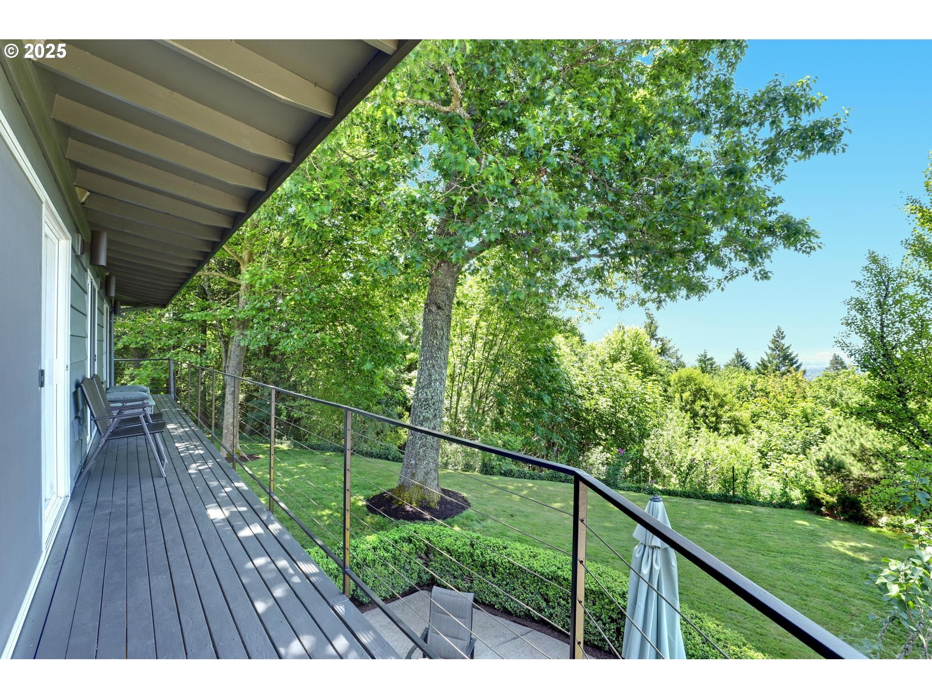 Property Photo: 8300 NW Reed Dr OR 97229