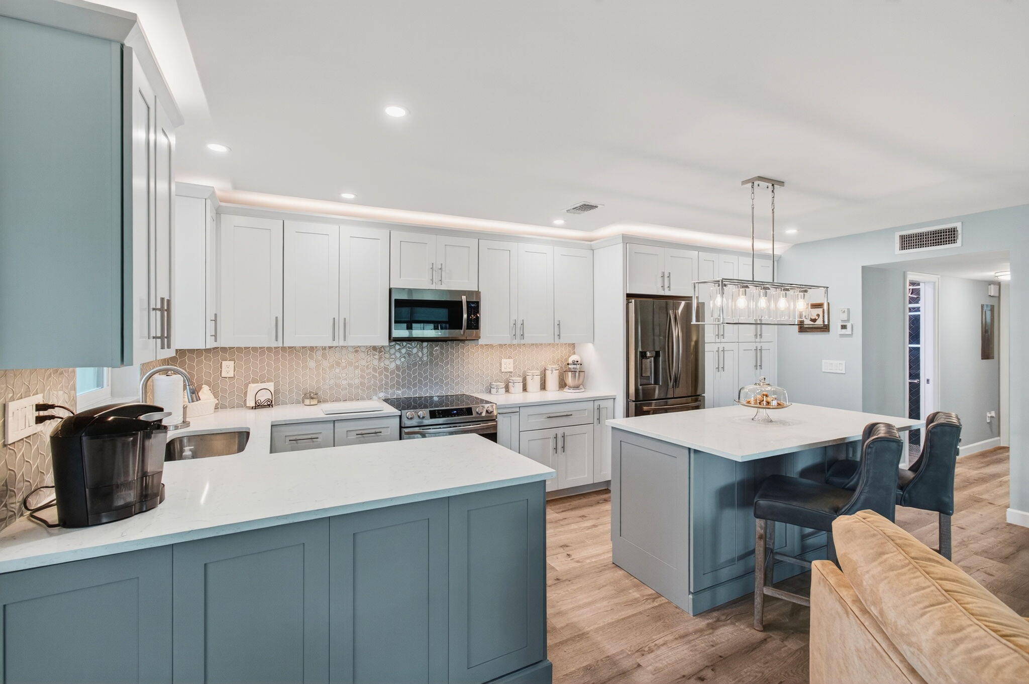 Property Photo: 1172 S Drive Circle D FL 33445