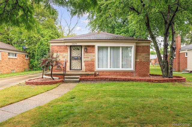 24270 Scotia Road  Oak Park MI 48237 photo