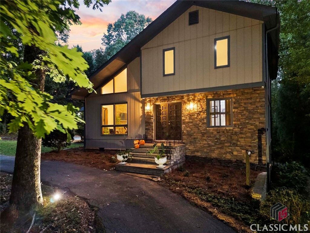 Property Photo: 238 Moss Side Drive GA 30607